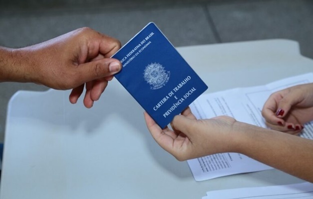 Aparecida de Goiânia divulga lista com 642 vagas de emprego nesta semana