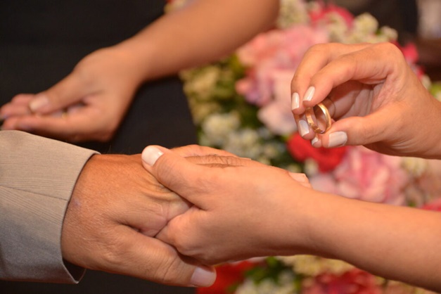 Aparecida de Goiânia realiza casamento comunitário de 164 casais