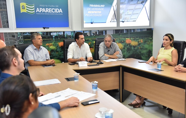 Aparecida e Adial preparam novo programa de encaminhamento para empregos