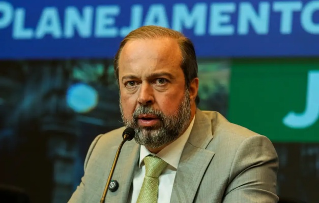 Após apagão, ministro defende que País tem segurança energética e descarta horário de verão