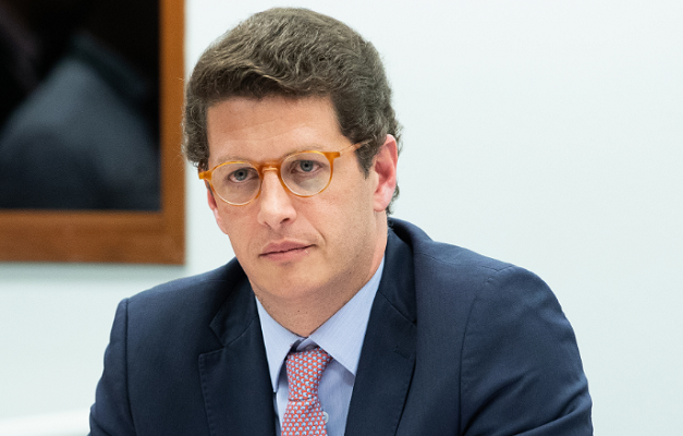 Após se referir a Ramos como 'Maria Fofoca', Salles chama Maia de 'nhonho'