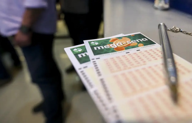 Apostas de Goiânia e Caraguatatuba levam R$ 103 milhões na Mega-Sena