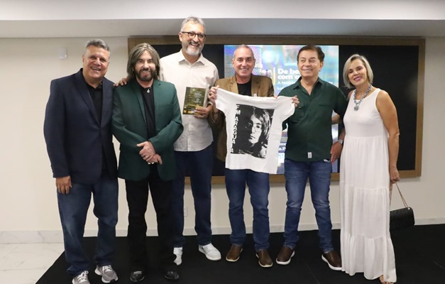 Araguaia FM: Livro de Iuri Godinho resgata história de icônica rádio goiana 