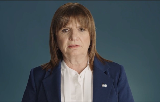 Argentina: Terceira colocada no 1º turno, Bullrich anuncia apoio a Milei