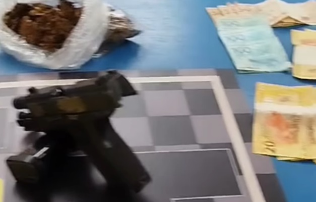Arma furtada da PM do Tocantins é encontrada com traficante preso em Goiânia