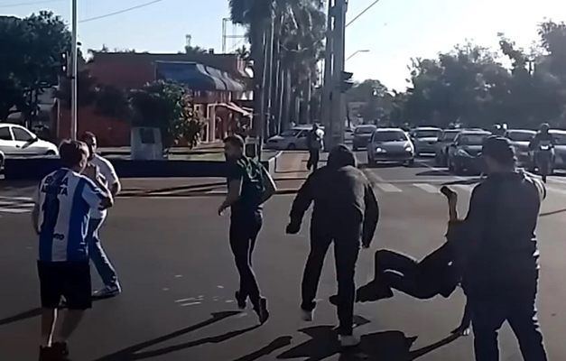 Arthur do Val é agredido por ex-deputado 'Boca Aberta' no Paraná