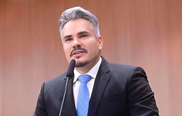 Assembleia Legislativa de Goiás defende modernização legislativa em Lisboa