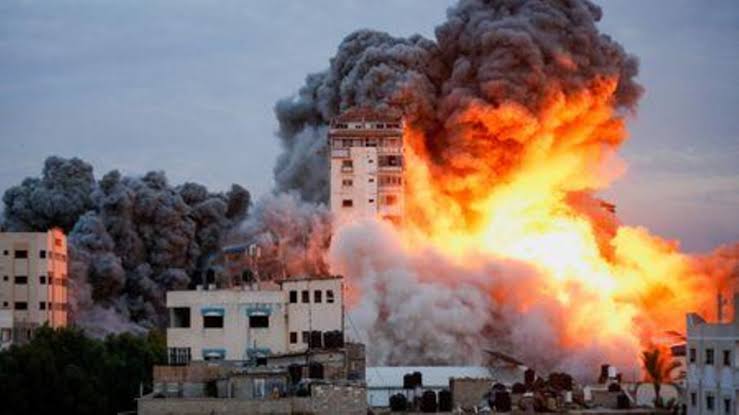 Ataques ao Hamas na Faixa de Gaza se intensificam