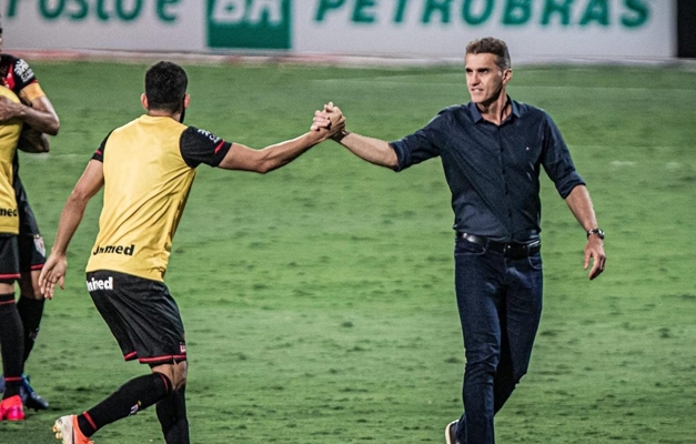 Atlético-GO anuncia contratação do técnico Vagner Mancini