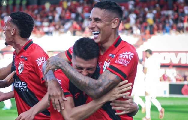 Atlético-GO bate Goianésia por 5 a 1 e avança no Campeonato Goiano