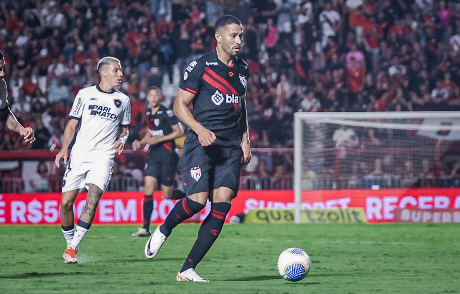 Atlético-GO perde por 4 a 1 para o Botafogo em Goiânia