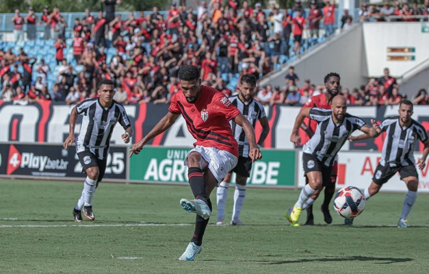 Atlético-GO vence clássico contra o Goiânia por 2 a 0