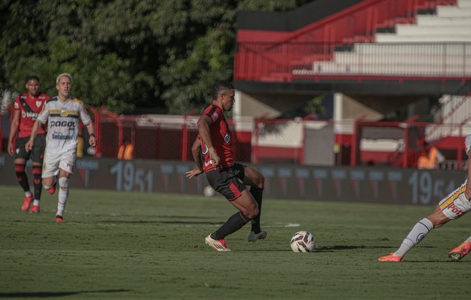 Atlético-GO vence Novorizontino em Goiânia 