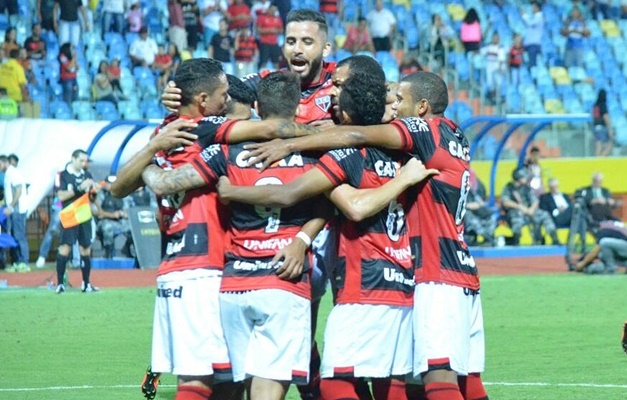 Atlético-GO vence o Avaí em Goiânia e deixa a zona do rebaixamento