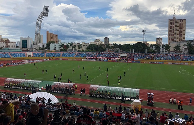 Atlético-GO vence o Goiás por 3 a 0 no primeiro jogo da final do Goianão
