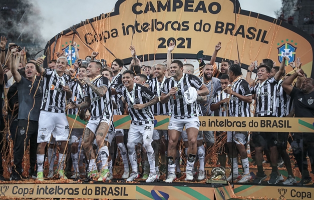 Atlético-MG derrota o Athletico-PR em dois jogos e conquista a Copa do Brasil