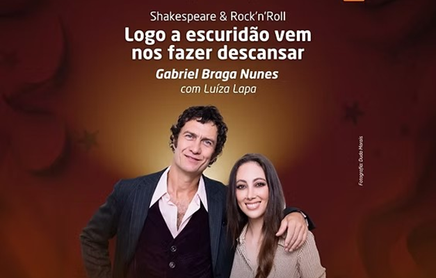 Ator Gabriel Braga apresenta espetáculo Shakespeare & Rock’n’Roll em Goiânia