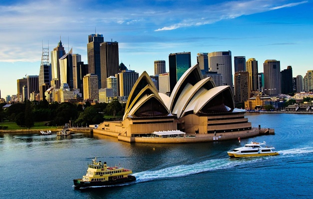 Austrália planeja aprimorar recepção de estudantes estrangeiros