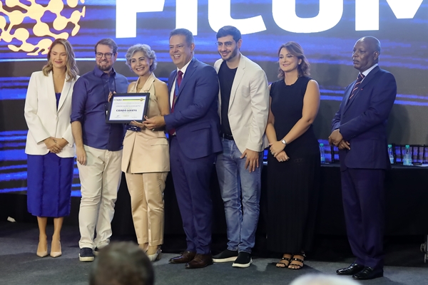 Autoridades e personalidades marcam presença no encerramento da Ficomex 2025