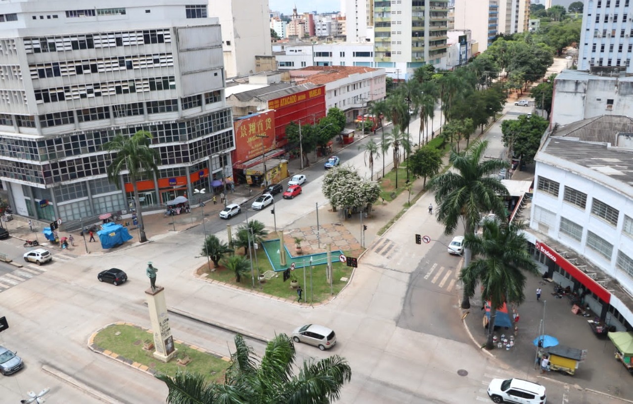 Avenida Goiás e o marco do ar de modernidade na capital