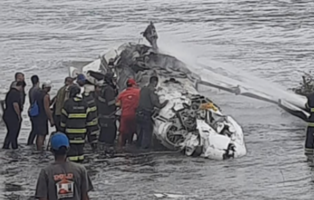 Avião que saiu de Mineiros cai em Ubatuba; uma morte foi confirmada