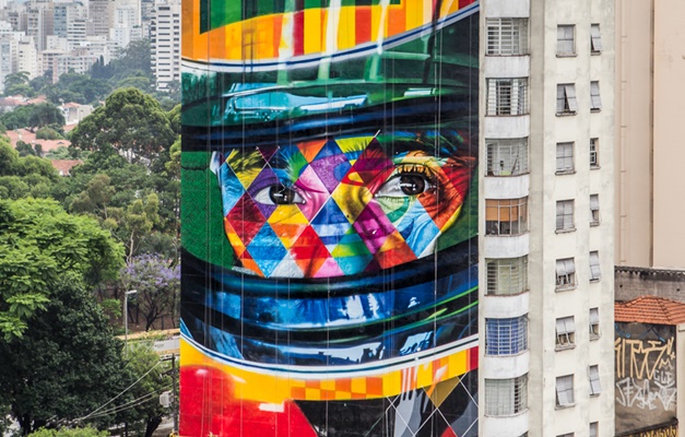 Ayrton Senna ganha homenagem em mural de Eduardo Kobra