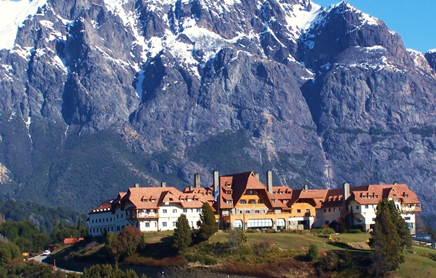 Azul inicia venda de passagens para Bariloche