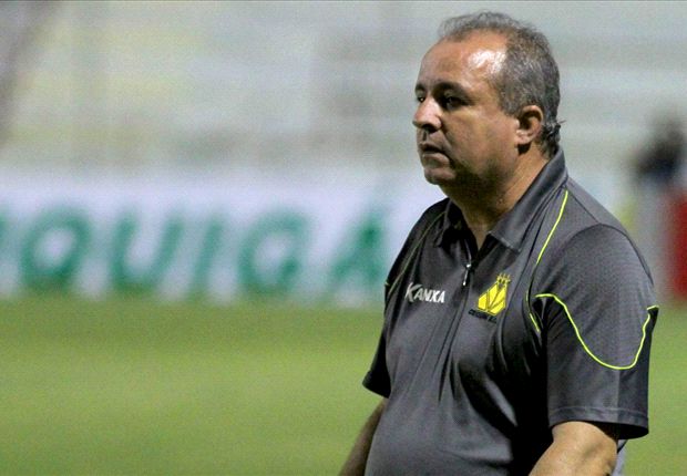 CBF oficializa Vadão como técnico da seleção feminina de futebol