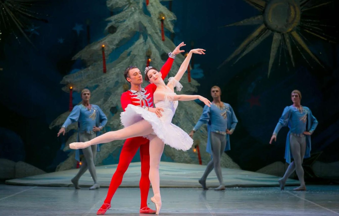 Ballet Clássico De São Petersburgo apresenta 'O Quebra-Nozes' em Goiânia