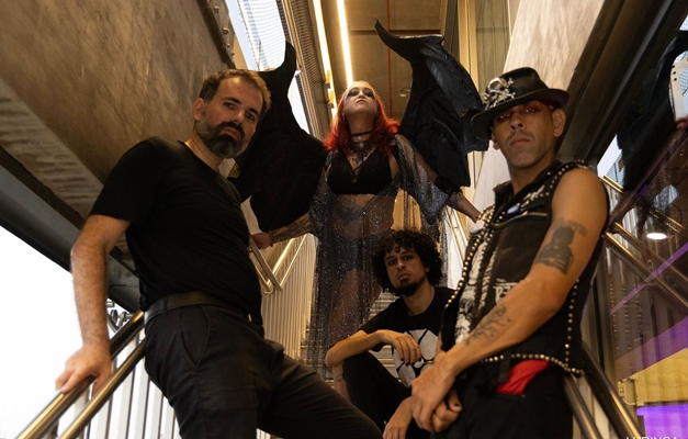Banda Dance of Days faz show no Cidade Rock em Goiânia