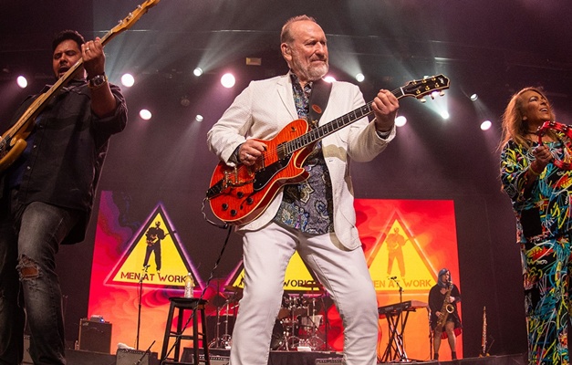 Banda Men At Work anuncia seis shows no Brasil em 2026