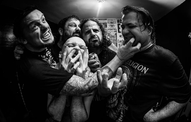 Banda Muzzarelas apresenta disco póstumo e inédito via Monstro Discos