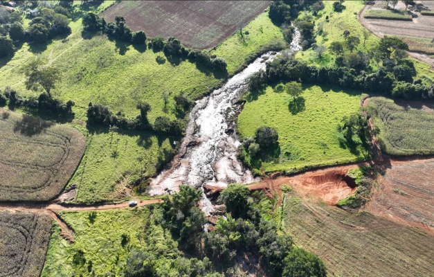 Barragem rompe em Anápolis e Secretaria de Meio Ambiente avalia danos