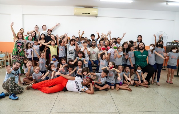 Basileu França abre 70 vagas de iniciação artística para crianças em Goiânia