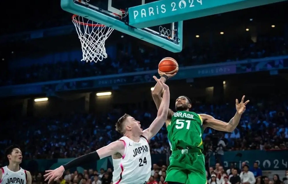 Basquete: Brasil bate Japão e aguarda resultados para avançar em Paris