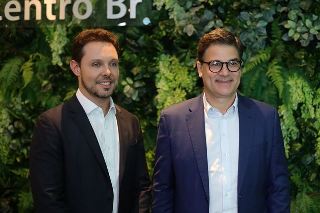 Bate-papo sobre agronegócio reúne cooperados do Sicoob UniCentro Br; veja