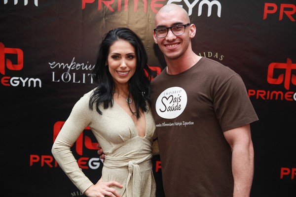 Bella Falconi é presença VIP na inauguração da Prime Gym, em Goiânia