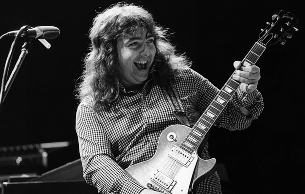 Bernie Marsden, ex-guitarrista do Whitesnake, morre aos 72 anos