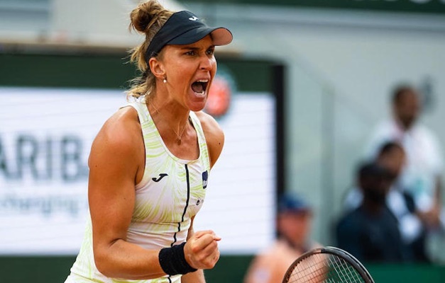 Bia Haddad supera dores, vinga derrota e avança na estreia do US Open; Swiatek também vence