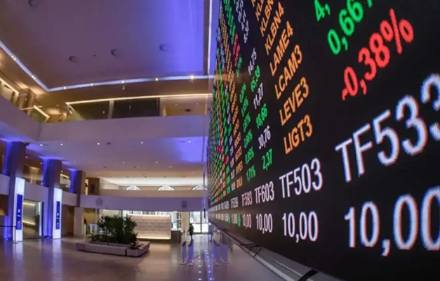 Bolsa atinge menor nível em três meses com receio de ofensiva de Trump