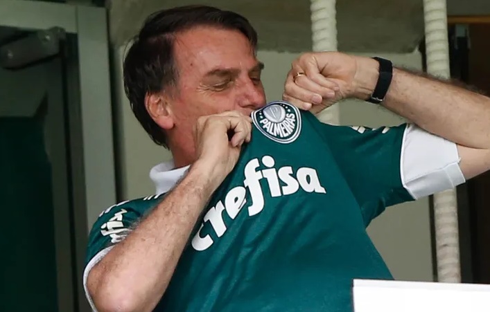 Bolsonaro busca brecha na agenda para ver Atlético-GO x Palmeiras no Accioly