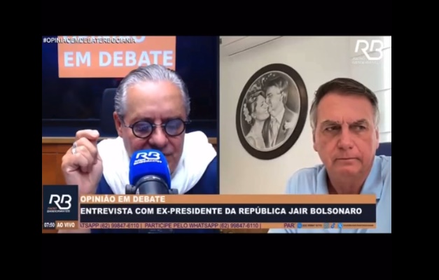 Bolsonaro critica inelegibilidade e evita falar em plano B para 2026