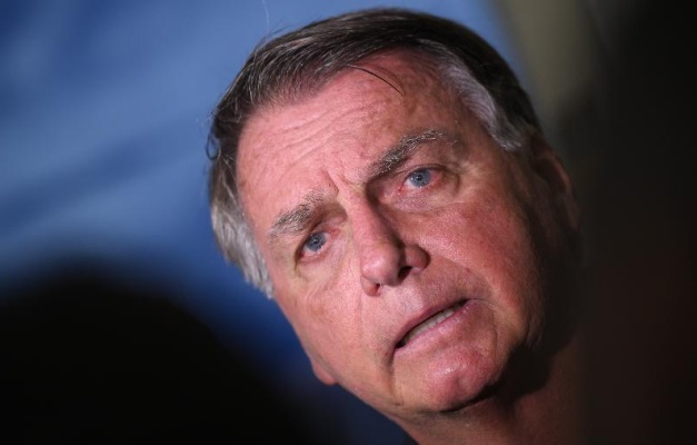 Bolsonaro insiste em julgamento pelo plenário do STF
