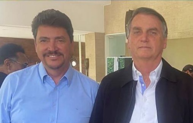 Bolsonaro participa de almoço com aliados em Goiânia
