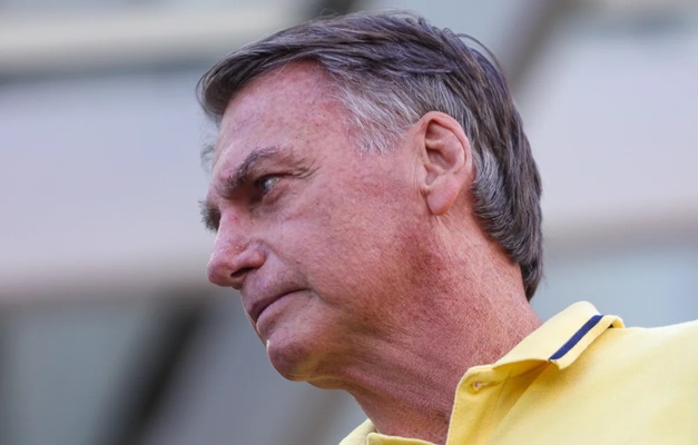 Bolsonaro passa por audiência de custódia neste domingo (23/11)