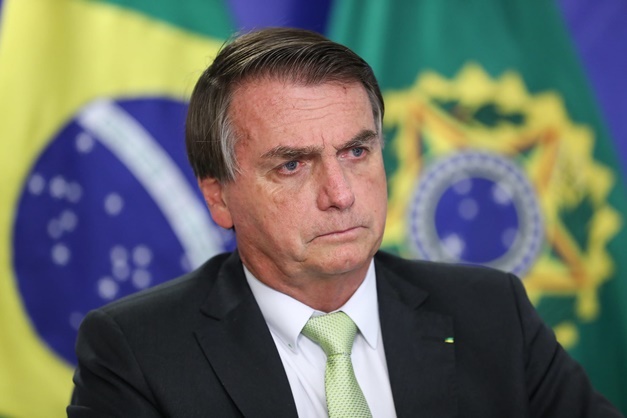 Bolsonaro 'redigiu e ajustou' minuta sobre golpe, aponta PF