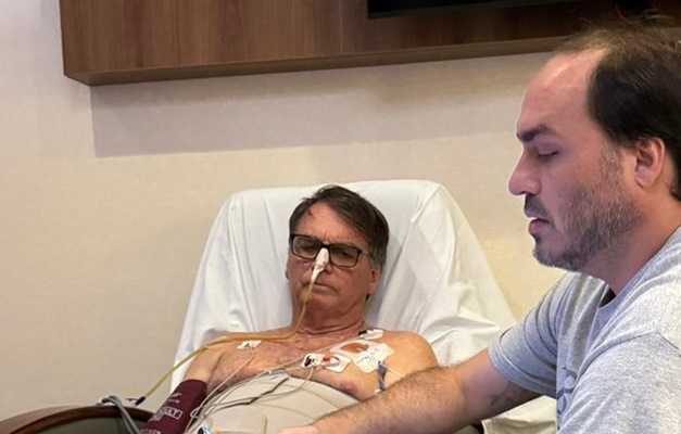 Bolsonaro segue na UTI sem previsão de alta e mantém 'boa evolução clínica'