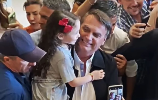 Bolsonaro será homenageado em solenidade para convidados em Goiânia