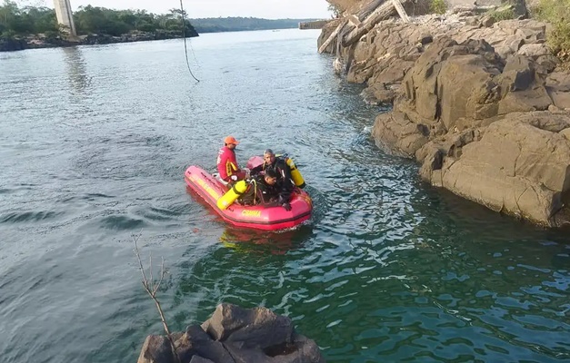 Bombeiros confirmam quatro mortes por queda de ponte sobre o Rio Tocantins