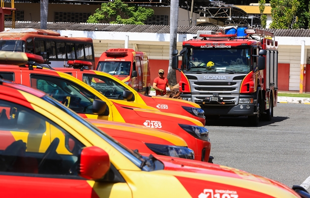 Bombeiros de Goiás partem para missão de ajuda no Rio Grande do Sul